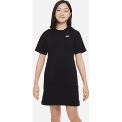 Czarna sukienka dziewczęca Nike na lato  - zdjęcie produktu