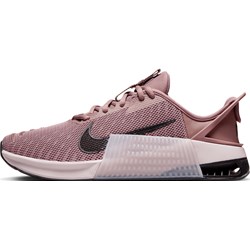 Buty sportowe damskie Nike różowe płaskie na wiosnę wiązane  - zdjęcie produktu