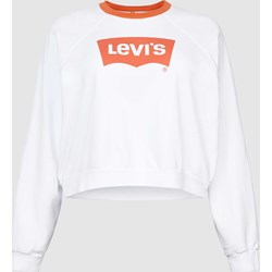 Bluza damska biała Levi’s® Plus jesienna z napisami  - zdjęcie produktu