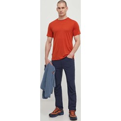 T-shirt męski Icebreaker casualowy czerwony z krótkim rękawem wełniany  - zdjęcie produktu