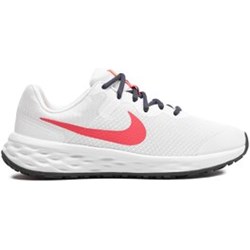 Buty sportowe damskie Nike revolution płaskie  - zdjęcie produktu