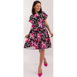 Sukienka Italy Moda mini rozkloszowana z okrągłym dekoltem z krótkim rękawem  - zdjęcie produktu