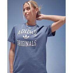 Bluzka damska Adidas z napisami z okrągłym dekoltem szara z krótkimi rękawami  - zdjęcie produktu