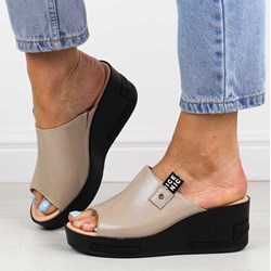 Klapki damskie Vinceza casual bez zapięcia  - zdjęcie produktu