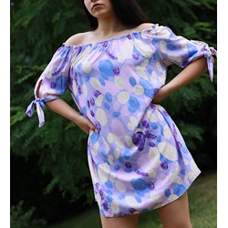 Sukienka z krótkim rękawem z okrągłym dekoltem  - zdjęcie produktu