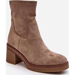 Botki brązowe na obcasie z zamszu eleganckie  - zdjęcie produktu