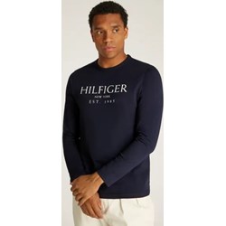 T-shirt męski Tommy Hilfiger bawełniany z napisami z długim rękawem  - zdjęcie produktu