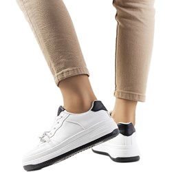 Buty sportowe damskie casualowe wiązane z tkaniny  - zdjęcie produktu