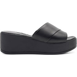Klapki damskie Lasocki bez zapięcia na platformie casual  - zdjęcie produktu