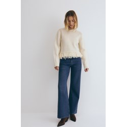 Reserved sweter damski z okrągłym dekoltem  - zdjęcie produktu