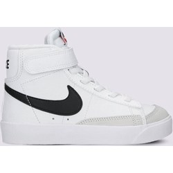 Buty sportowe dziecięce Nike białe sznurowane  - zdjęcie produktu