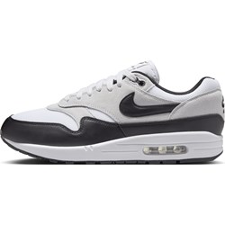 Buty sportowe męskie białe Nike zamszowe sznurowane na wiosnę  - zdjęcie produktu