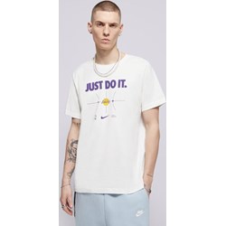 T-shirt męski Nike z krótkimi rękawami biały  - zdjęcie produktu