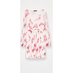 Sukienka Mohito mini z dekoltem v z długim rękawem  - zdjęcie produktu