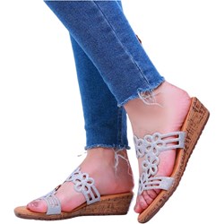 Klapki damskie Pantofelek24 bez zapięcia casual na koturnie  - zdjęcie produktu