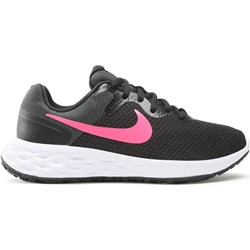 Buty sportowe damskie Nike revolution sznurowane na płaskiej podeszwie  - zdjęcie produktu