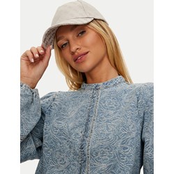 Czapka z daszkiem damska Guess  - zdjęcie produktu