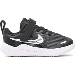Buty sportowe dziecięce Nike sznurowane  - zdjęcie produktu