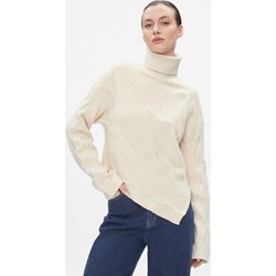 Sweter damski Calvin Klein z golfem  - zdjęcie produktu