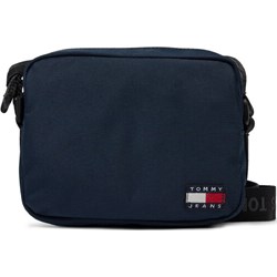 Listonoszka Tommy Jeans średnia matowa  - zdjęcie produktu