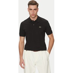 T-shirt męski czarny Lacoste z krótkimi rękawami  - zdjęcie produktu