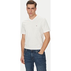 T-shirt męski Tommy Hilfiger casualowy  - zdjęcie produktu