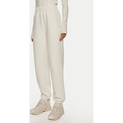 Spodnie damskie Calvin Klein - MODIVO - zdjęcie produktu