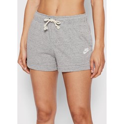 Szorty Nike na lato  - zdjęcie produktu