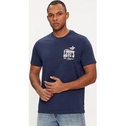 T-shirt męski Levi's z napisami  - zdjęcie produktu