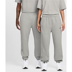 Szare spodnie męskie Nike  - zdjęcie produktu