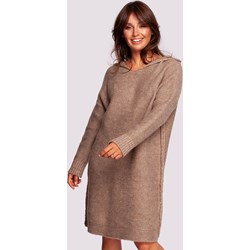 Sukienka BeWear z długim rękawem oversize'owa mini  - zdjęcie produktu