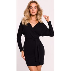 Sukienka Moe kopertowa z dekoltem w literę v  - zdjęcie produktu