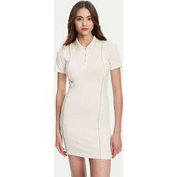 Sukienka Guess - MODIVO - zdjęcie produktu