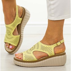 Sandały damskie Filippo casual skórzane  - zdjęcie produktu