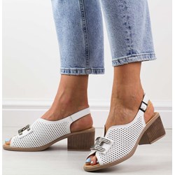 Sandały damskie Filippo z klamrą eleganckie na lato  - zdjęcie produktu