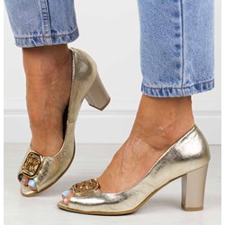 Czółenka Deoni z klamrą ze skóry eleganckie  - zdjęcie produktu