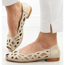 Balerinki beżowe Jezzi bez zapięcia casual na płaskiej podeszwie  - zdjęcie produktu