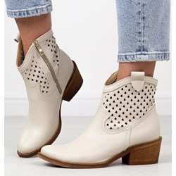 Botki beżowe Deoni na jesień na obcasie skórzane na zamek  - zdjęcie produktu