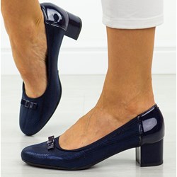 Czółenka Suzana na obcasie bez zapięcia  - zdjęcie produktu