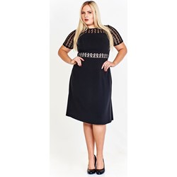 Sukienka Fokus z okrągłym dekoltem midi  - zdjęcie produktu