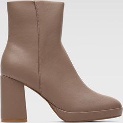 Botki Jenny Fairy jesienne beżowe eleganckie z zamkiem na obcasie  - zdjęcie produktu