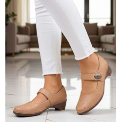 Czółenka na obcasie na wiosnę eleganckie beżowe  - zdjęcie produktu