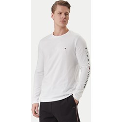 Biały t-shirt męski Tommy Hilfiger z długim rękawem z bawełny  - zdjęcie produktu