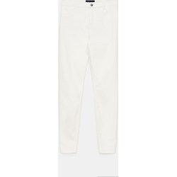 Jeansy damskie Mohito  - zdjęcie produktu