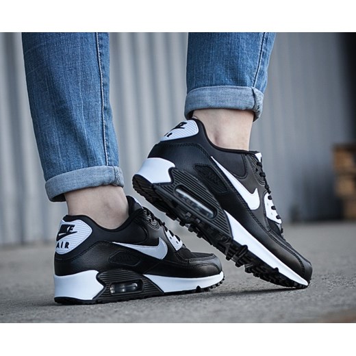 Nike Air Max 90 NIC QS International Flag One World UK 9 for