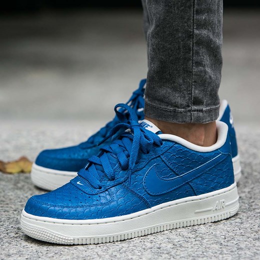 buty nike air force 1 lv8 (gs) buty nike air force 1 lv8 (gs)