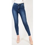 Spodnie jeans z przetarciami, modne kolekcje 2020 w Domodi Spodnie jeans z przetarciami, modne kolekcje 2020 w Domodi