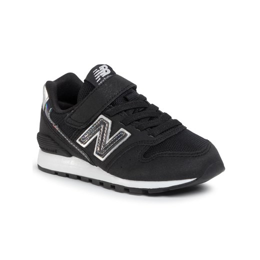 Buty sportowe dziecięce czarne New Balance sznurowane 