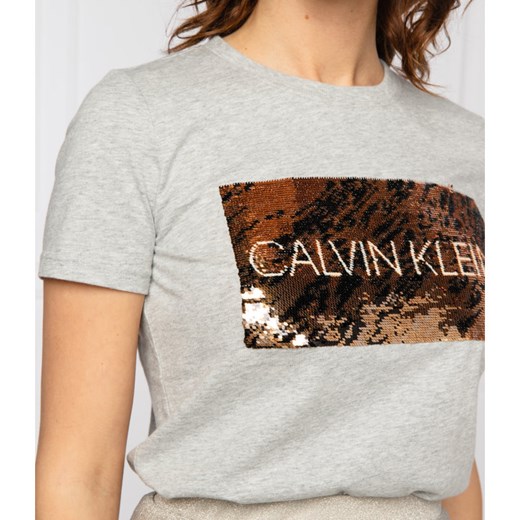 Bluzka damska Calvin Klein na wiosnę z okrągłym dekoltem 