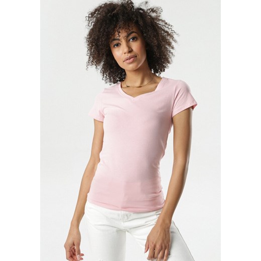 Jasnoróżowy T-shirt Nysalphia ze sklepu Born2be Odzież w kategorii Bluzki damskie - zdjęcie 102515601